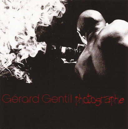 Black-and-white photo of a bald man with smoking pipe and the text "Gérard Gentil photographe" in red.